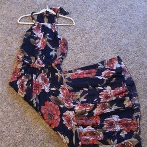 Pink & navy floral maxi dress size 2..fits like 4